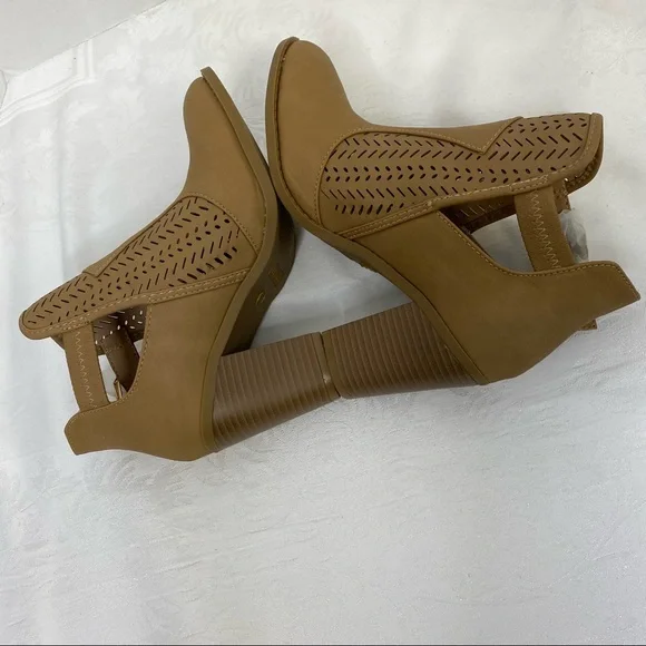 Top Moda Heel Bootie Boots Women's Size 8 - Picture 6 of 9